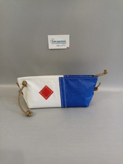 BERMUDES SKV bleu marine et blanc