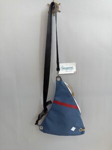 SOLENT bleu bv rouge sac banane voile ventrale