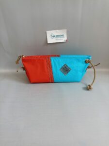 Trousse de toilette BERMUDES SKV bleu ciel et rouge