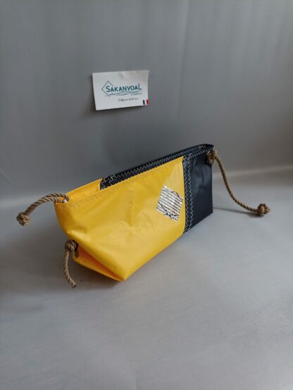 Trousse de toilette BERMUDES SKV jaune et noir