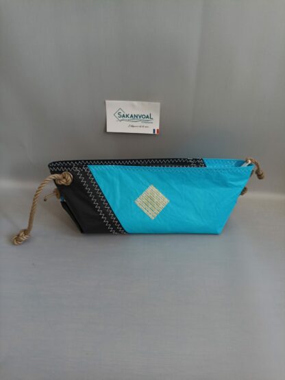 Trousse de toilette BERMUDES SKV bleu ciel et noir