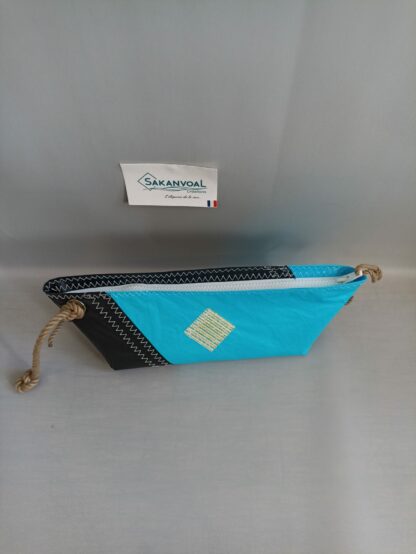 Trousse de toilette BERMUDES SKV bleu ciel et noir
