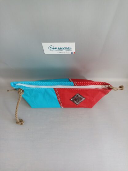 Trousse de toilette BERMUDES SKV rouge et bleu clair